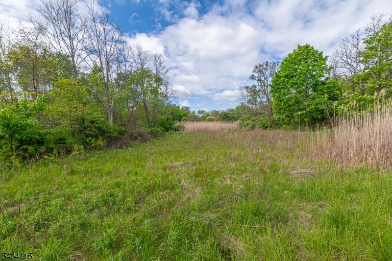 28 Brooklyn-Stanhope Road Hopatcong, NJ 07874 - Photo 3 of 11