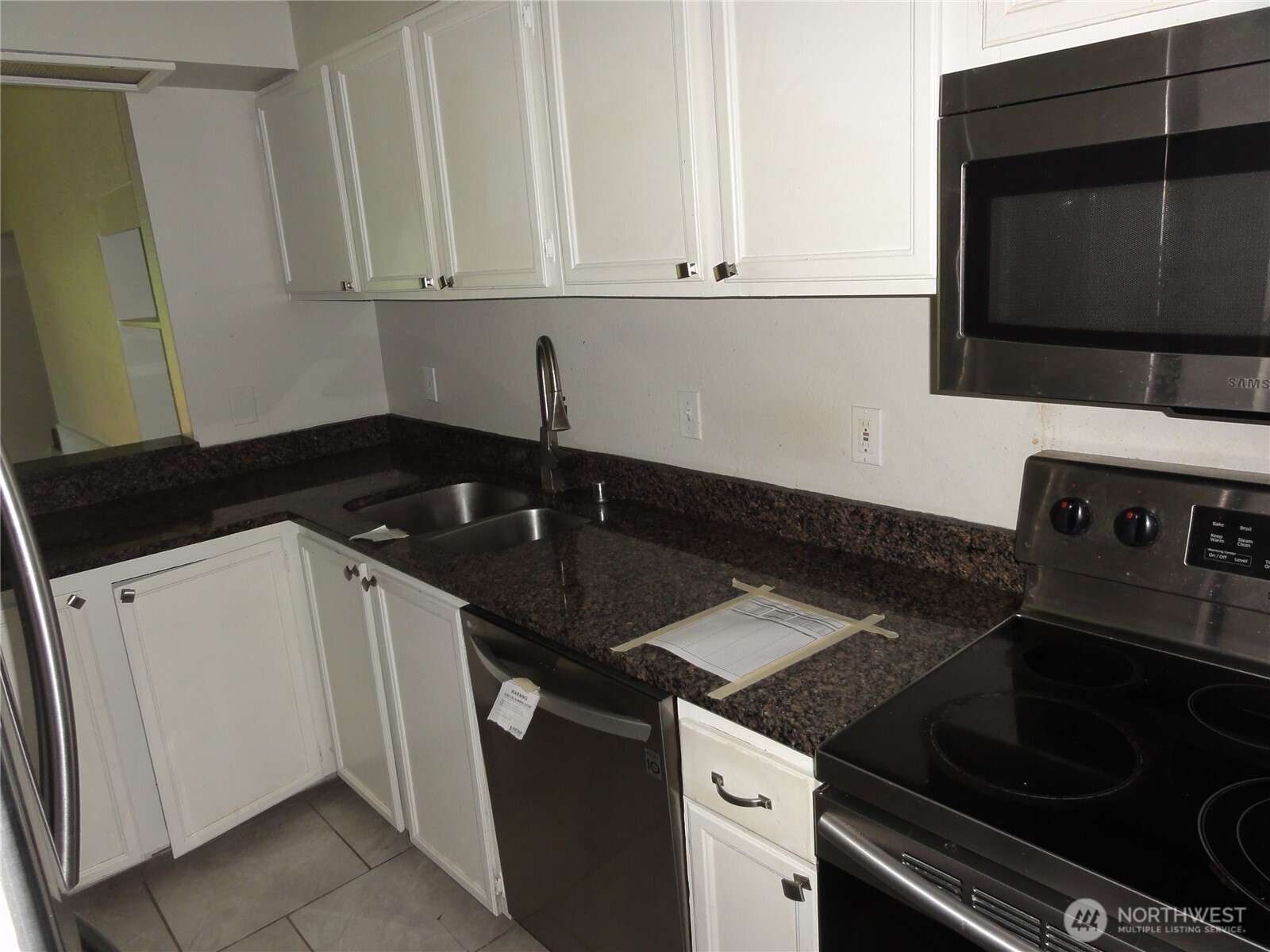 11520 Southeast 175th Street Renton, WA 98055 - Photo 5 of 12