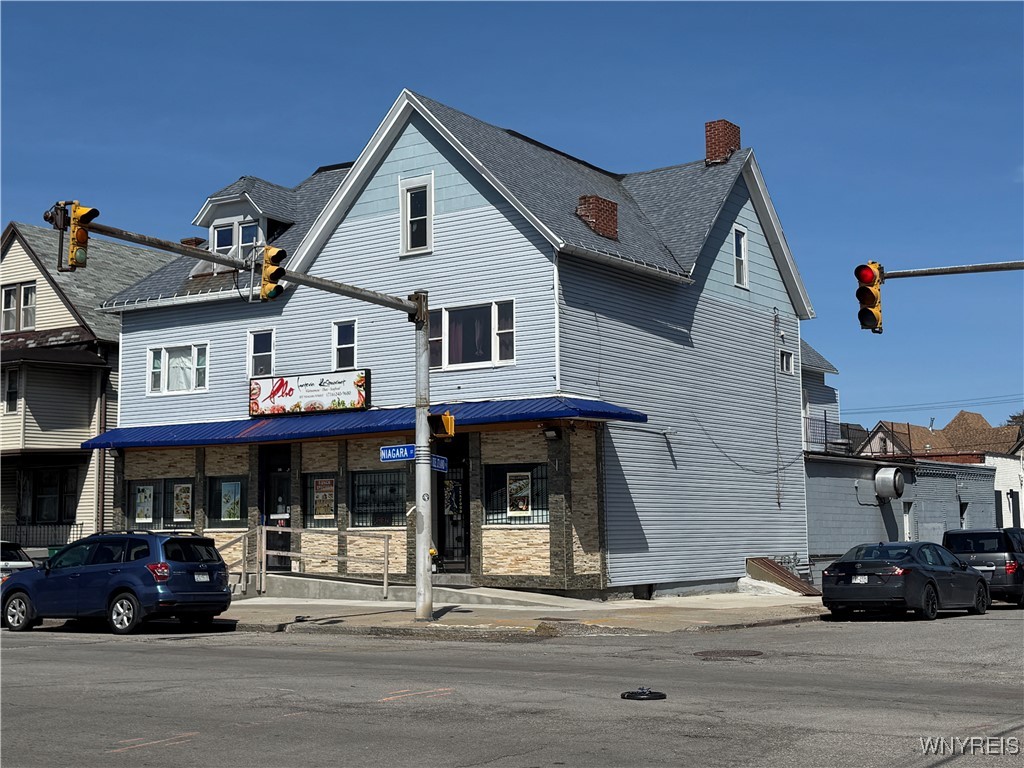 837 Niagara Street Buffalo, NY 14213 - Photo 2 of 43