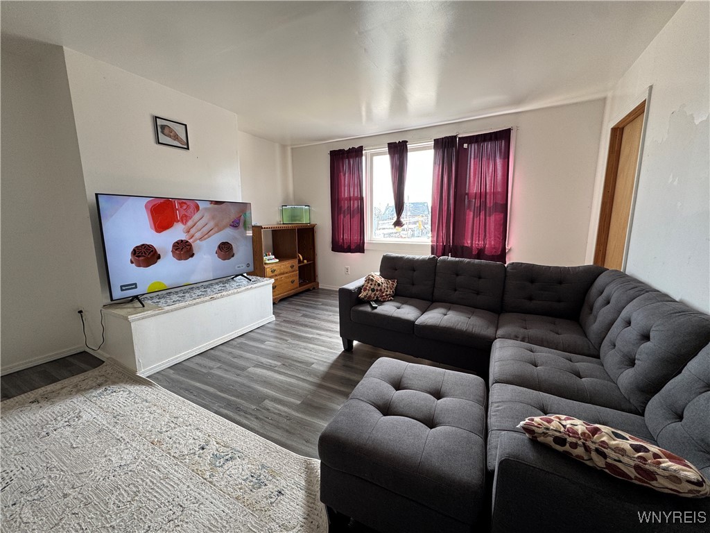 837 Niagara Street Buffalo, NY 14213 - Photo 25 of 43