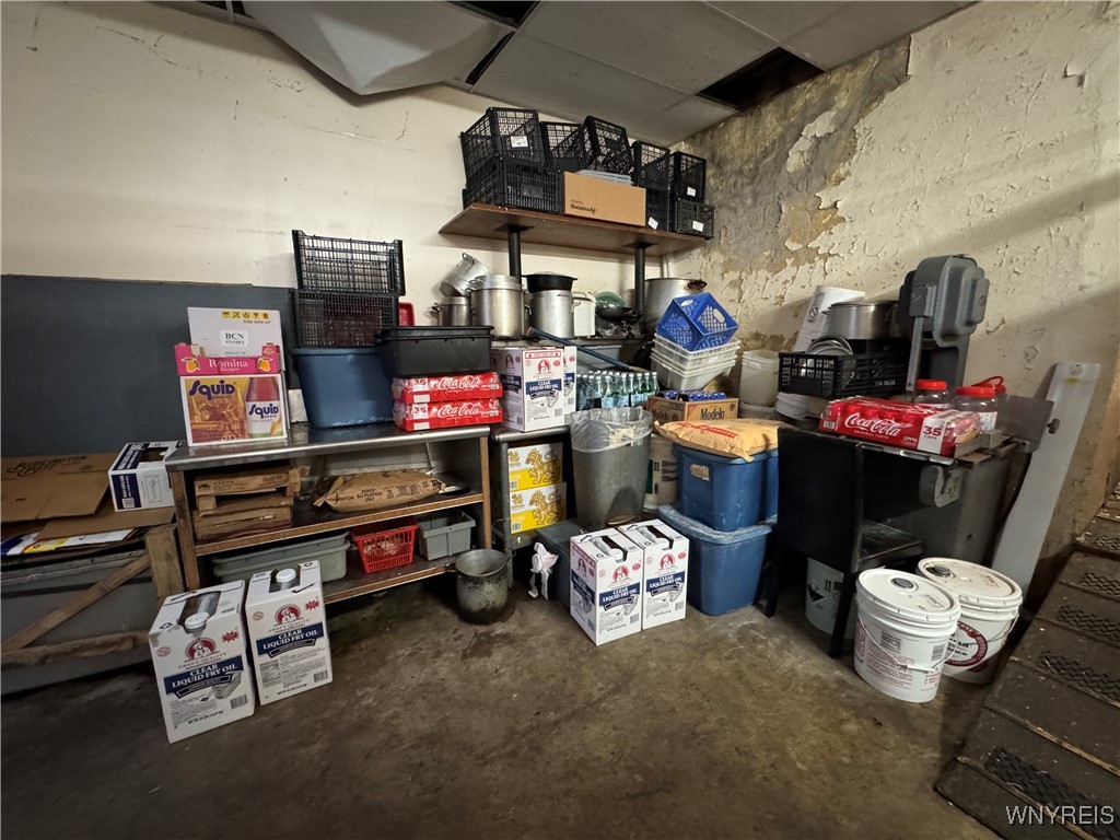 837 Niagara Street Buffalo, NY 14213 - Photo 37 of 43