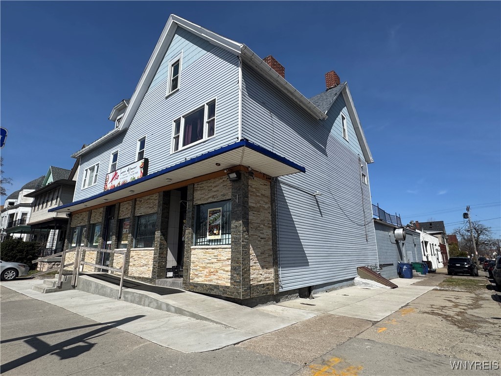 837 Niagara Street Buffalo, NY 14213 - Photo 4 of 43