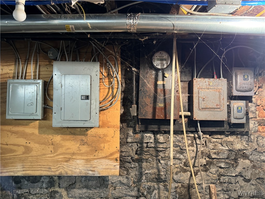 837 Niagara Street Buffalo, NY 14213 - Photo 42 of 43