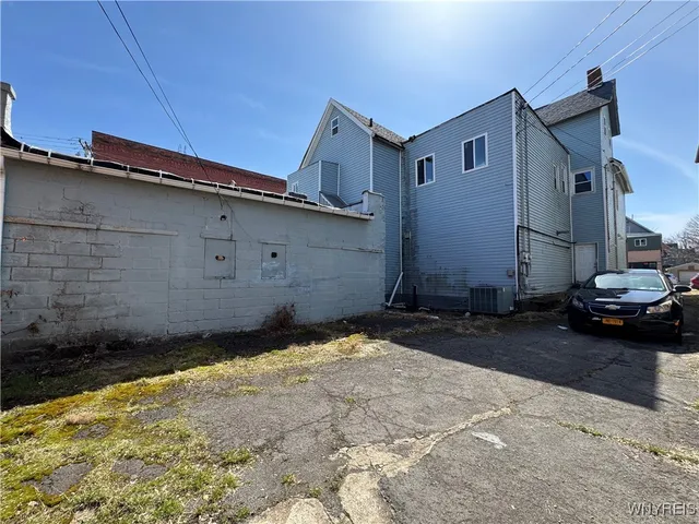 $545,000 | 837 Niagara Street, Buffalo, NY 14213