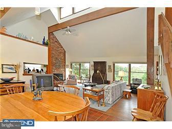 2815 Quarry Road Bryn Athyn, PA 19006 - Photo 3 of 11 Living Room