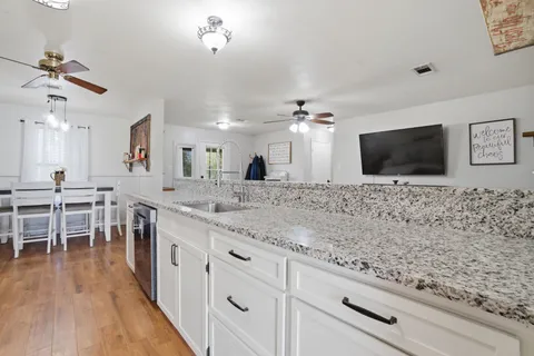 $375,000 | 1858 County Road 2066, Hull, TX 77564