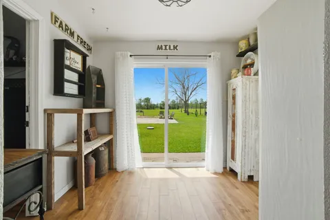 $375,000 | 1858 County Road 2066, Hull, TX 77564