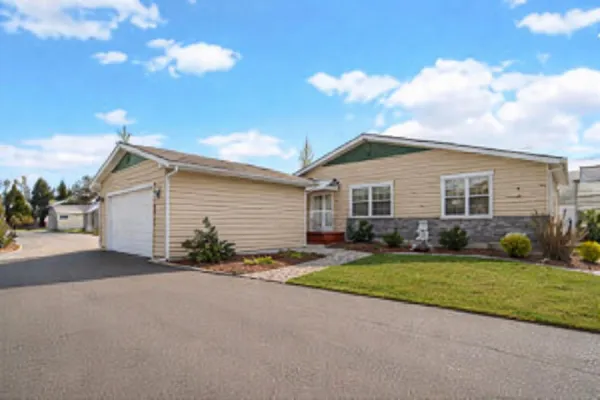 $260,000 | 5027 East Woodland Drive, Knox, IN 46534