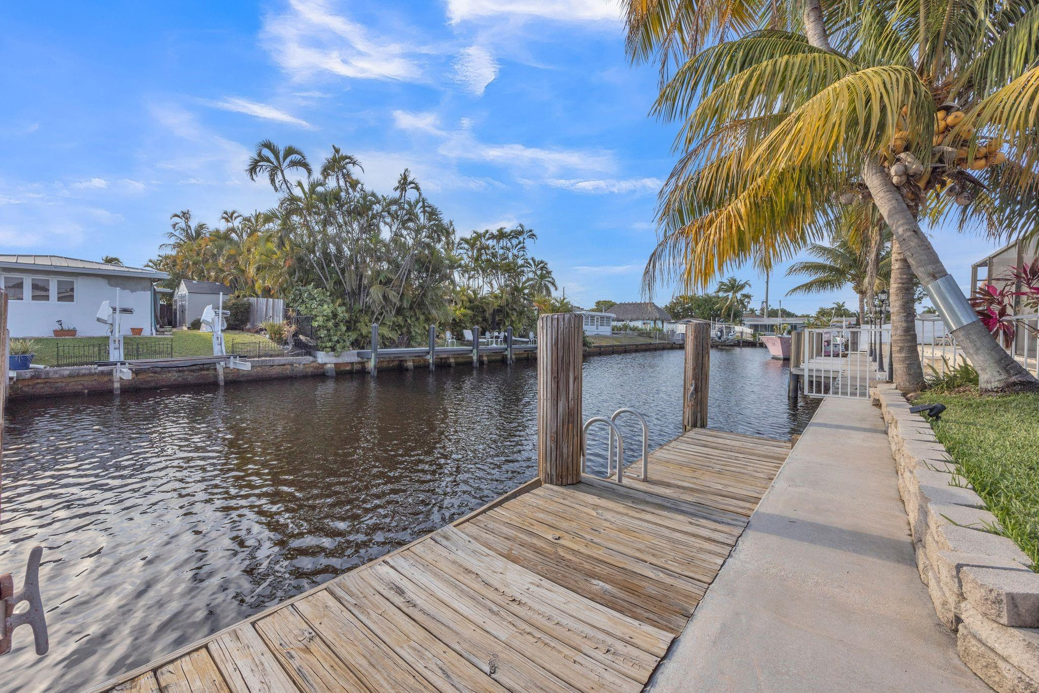 1611 Southwest 3rd Avenue Pompano Beach, FL 33060 - Photo 12 of 35 Water