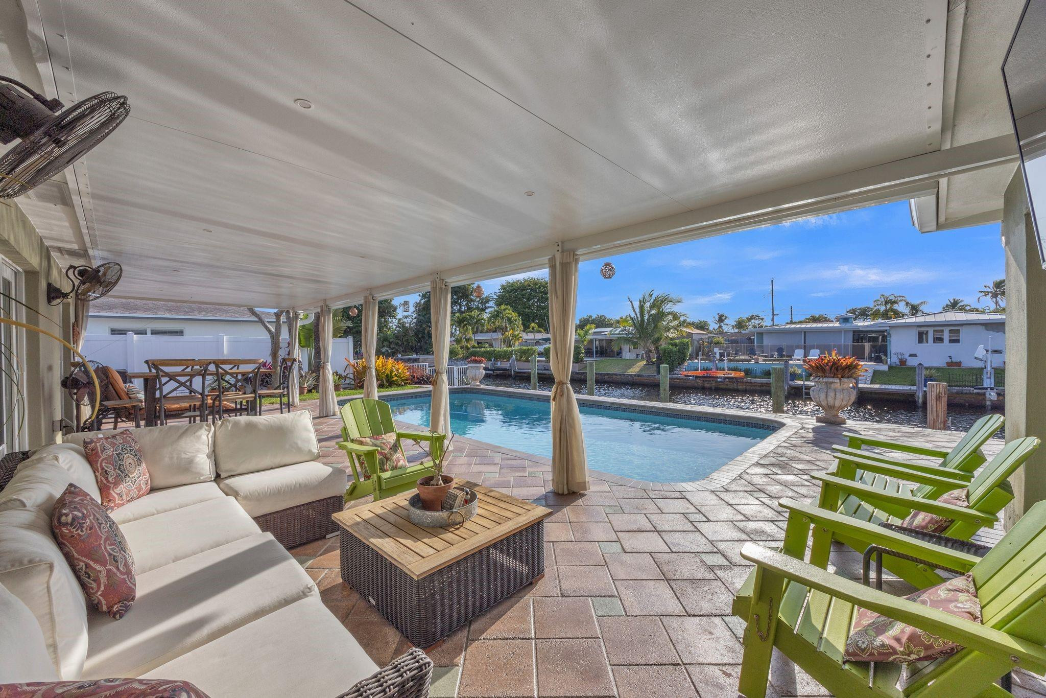 1611 Southwest 3rd Avenue Pompano Beach, FL 33060 - Photo 13 of 35 Backyard under cover
