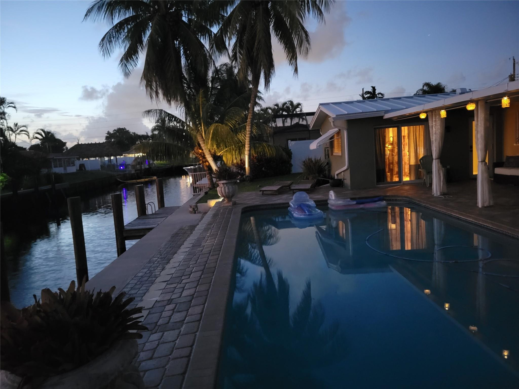 1611 Southwest 3rd Avenue Pompano Beach, FL 33060 - Photo 30 of 35 Peaceful Beauty