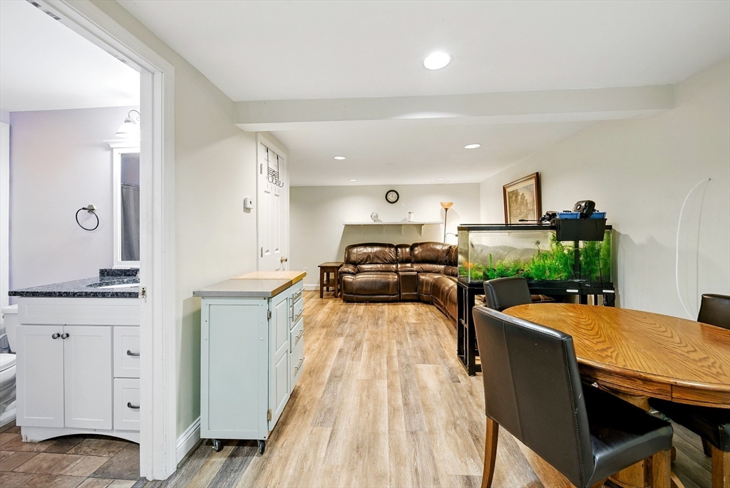 23 Hickory Ridge Road Rehoboth, MA 02769 - Photo 27 of 39 Gallery Image 27