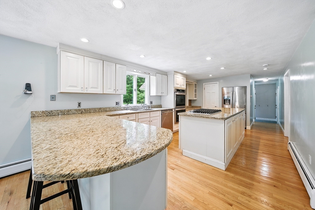23 Hickory Ridge Road Rehoboth, MA 02769 - Photo 4 of 39 Gallery Image 4
