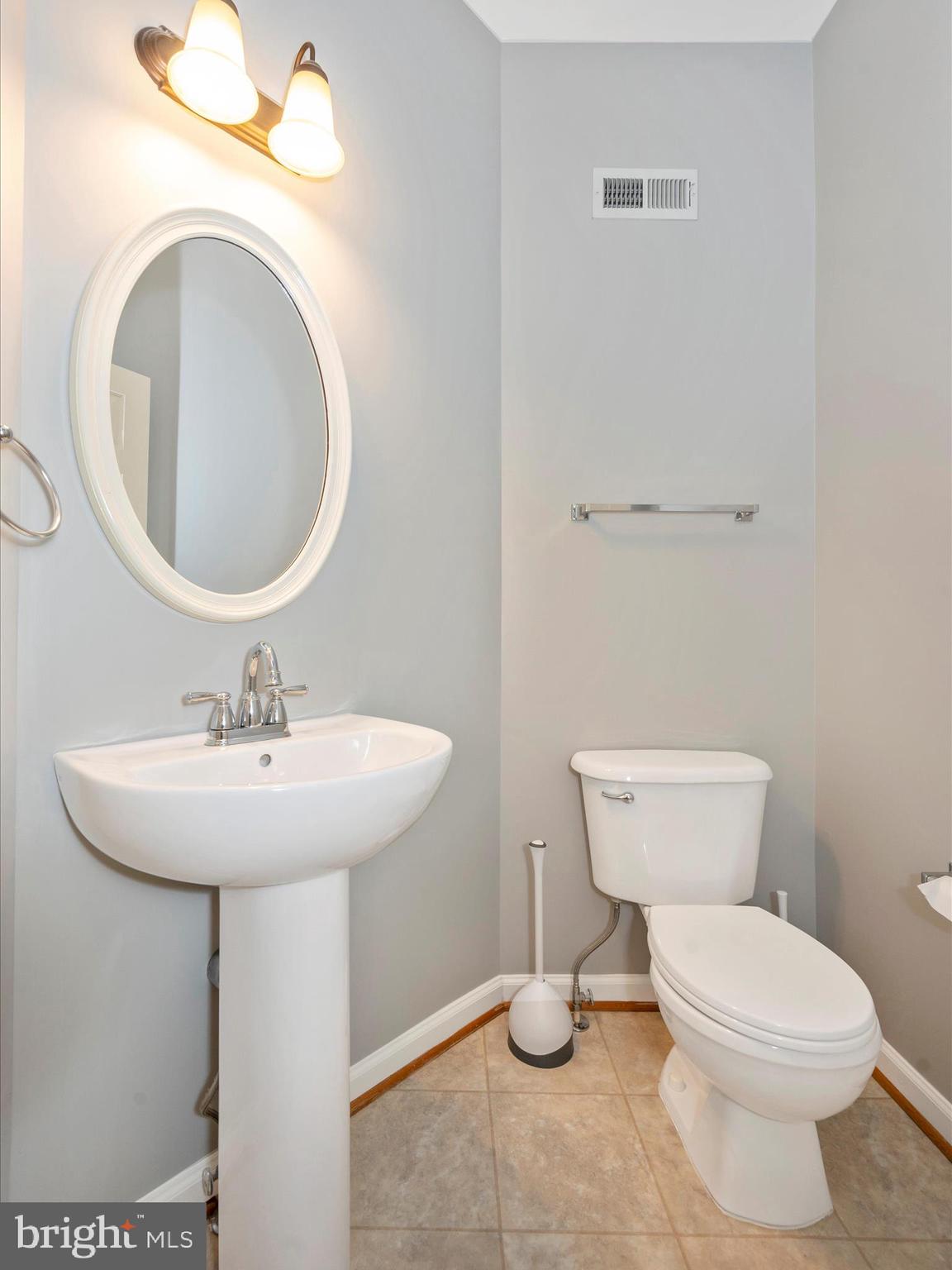 3818 Addison Woods Road Frederick, MD 21704 - Photo 22 of 67 Powder Room