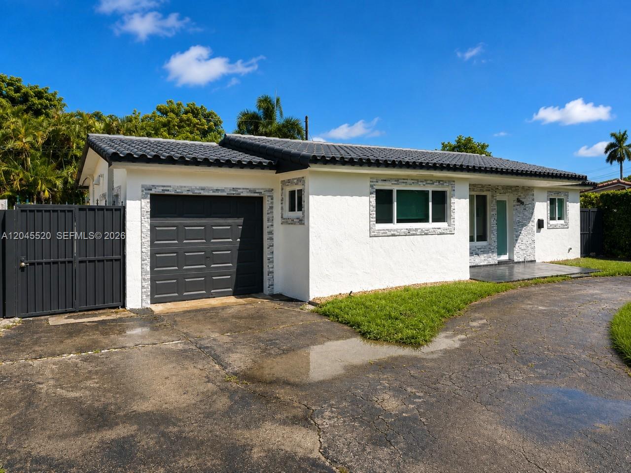 8090 West 18th Lane Road Hialeah, FL 33014 - Photo 8 of 8