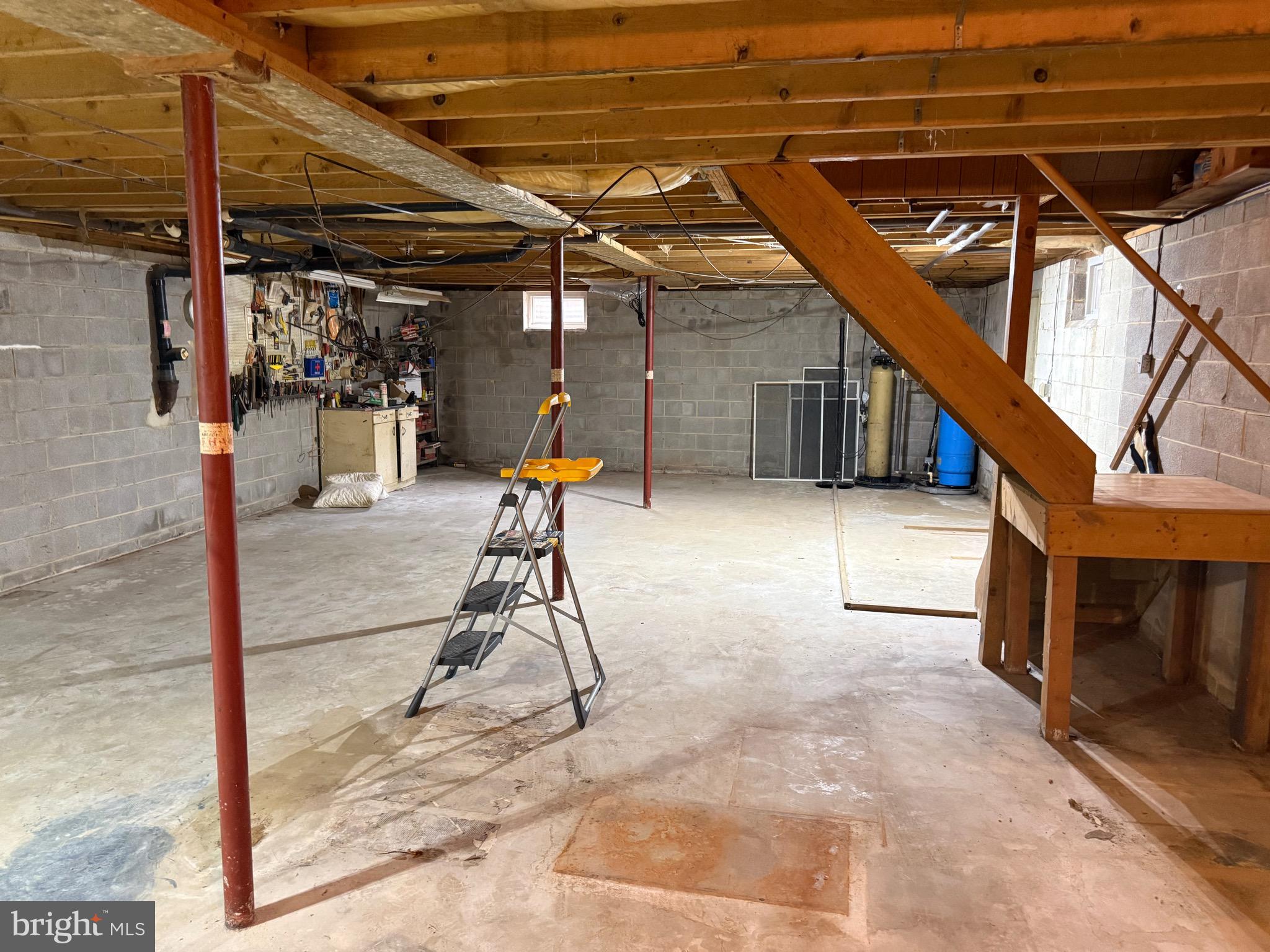 3424 Hampstead Mexico Road Hampstead, MD 21074 - Photo 23 of 26 a view of a storage room