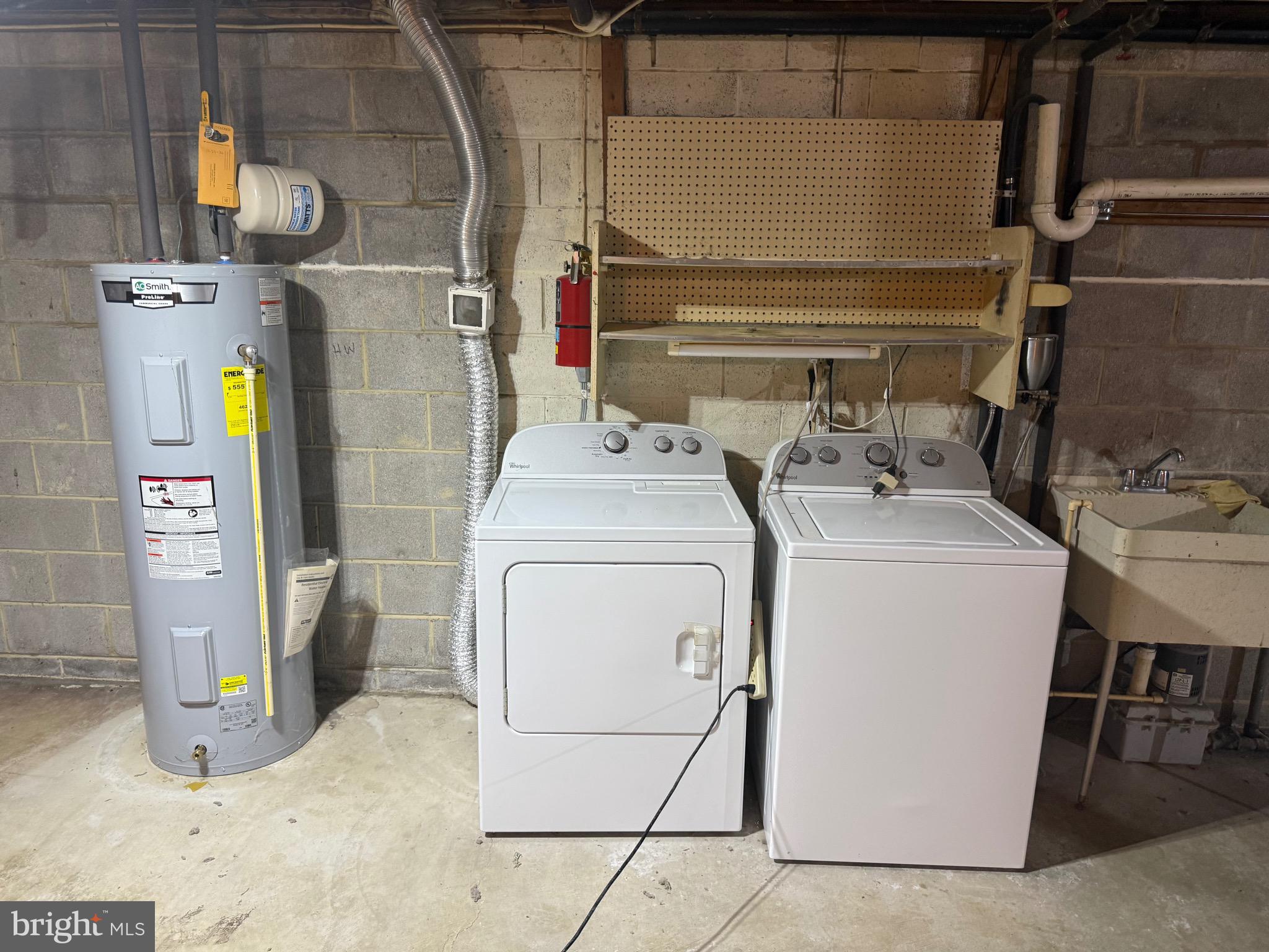 3424 Hampstead Mexico Road Hampstead, MD 21074 - Photo 26 of 26 a utility room with dryer and washer