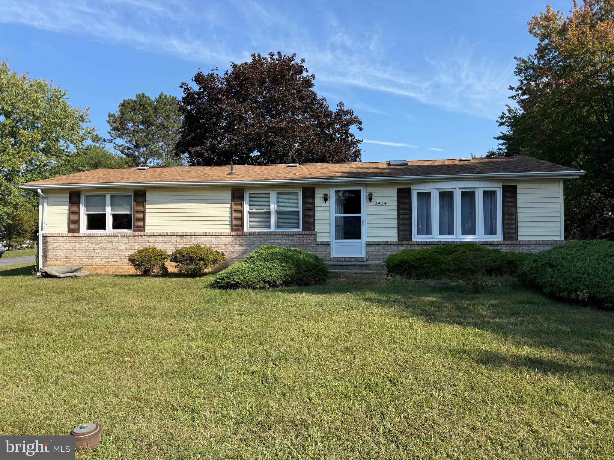 3424 Hampstead Mexico Road Hampstead, MD 21074 - Photo 7 of 26 a house view with a garden space
