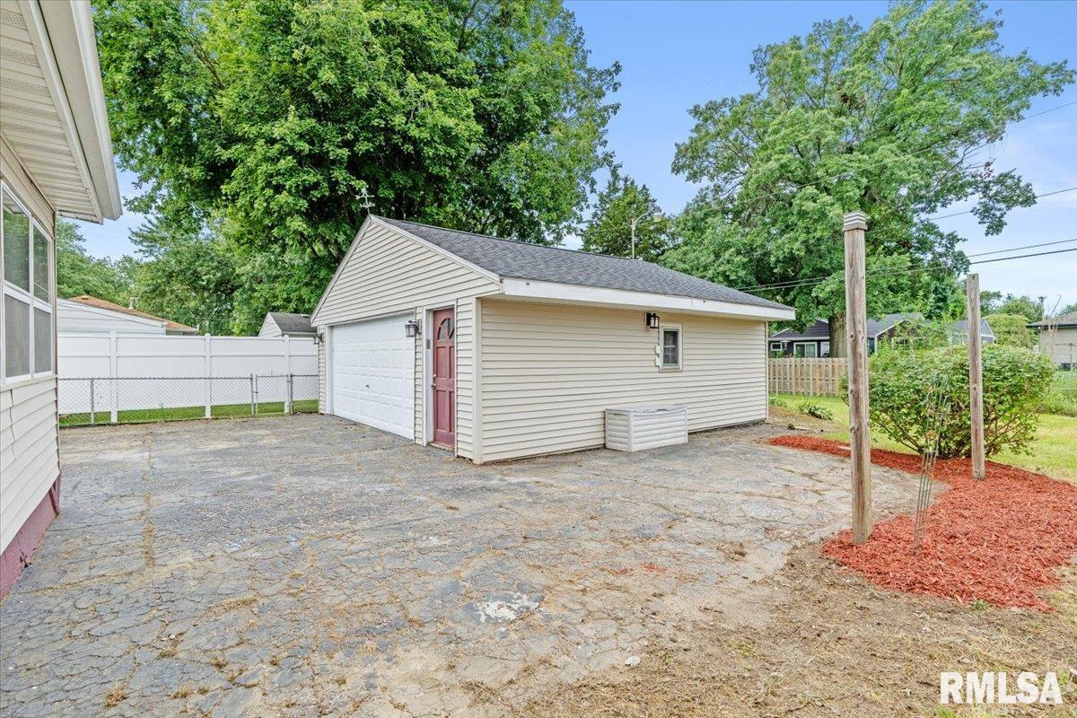 3601 Stanton Street Springfield, IL 62703 - Photo 29 of 35 Gallery Image 29