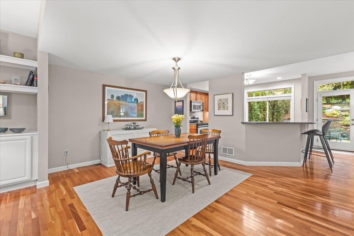 73 Park Road South Burlington, VT 05403 - Photo 14 of 53