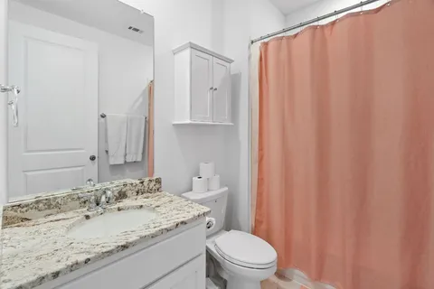 $699,000 | 5713 Alamosa Clearing Drive, Lakeway, TX 78738