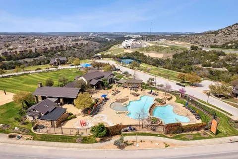 $699,000 | 5713 Alamosa Clearing Drive, Lakeway, TX 78738