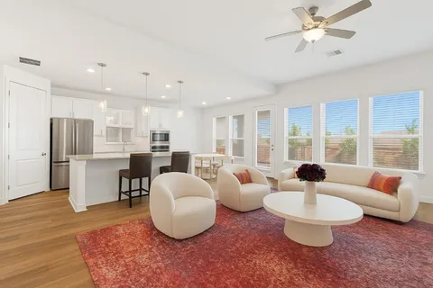 $699,000 | 5713 Alamosa Clearing Drive, Lakeway, TX 78738