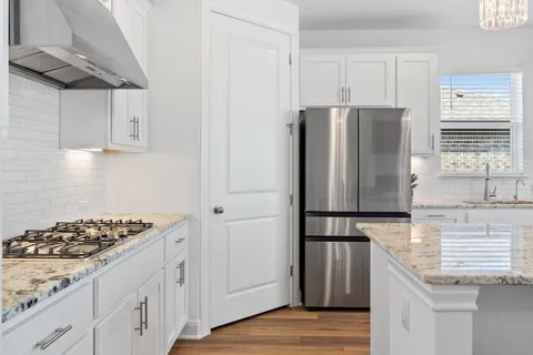 $699,000 | 5713 Alamosa Clearing Drive, Lakeway, TX 78738