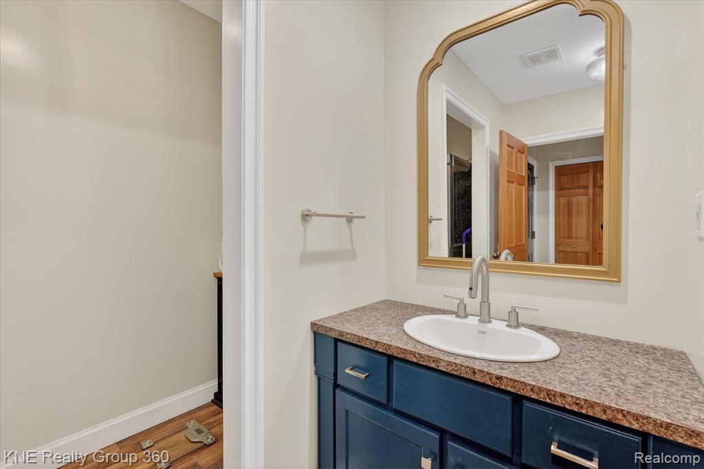 407 Center Street Clio, MI 48420 - Photo 21 of 42