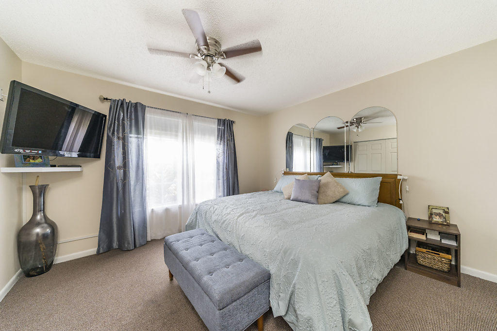 129 Banyan Circle Jupiter, FL 33458 - Photo 13 of 31 013-129BanyanCircle-Jupiter-FL-small