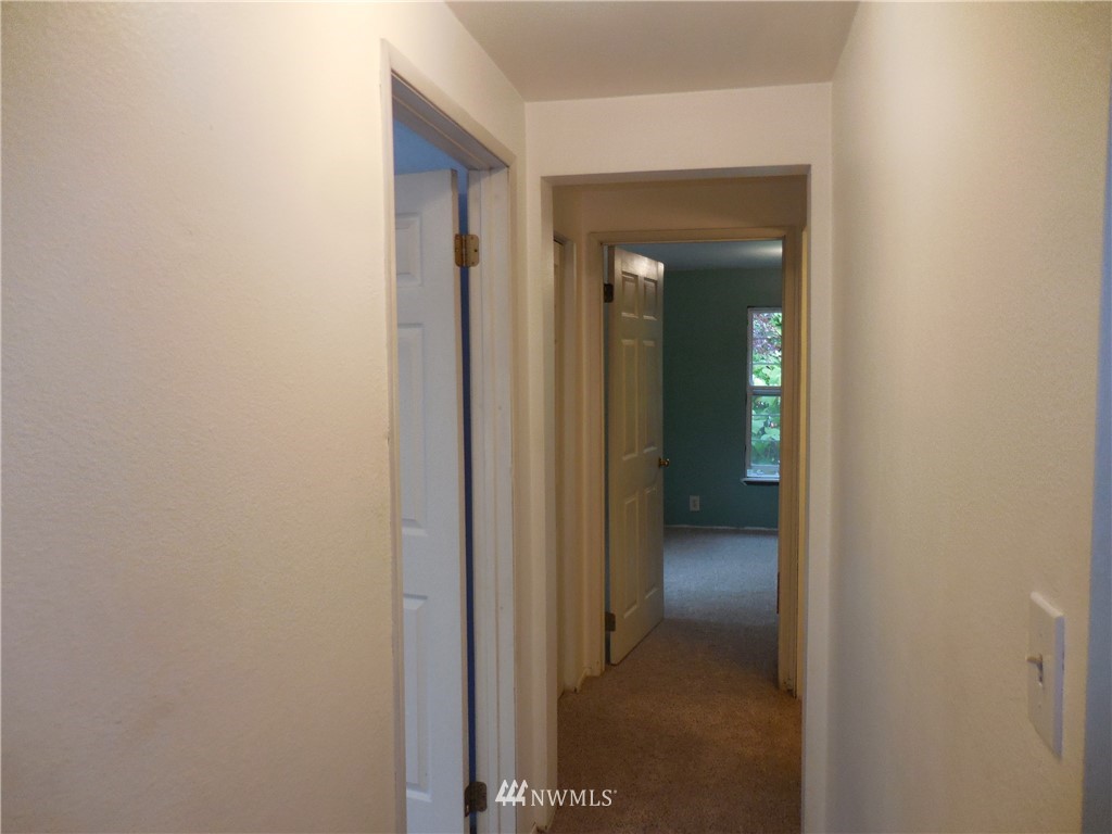 1746 Southeast Salmonberry Road Port Orchard, WA 98366 - Photo 14 of 36 Gallery Image 14