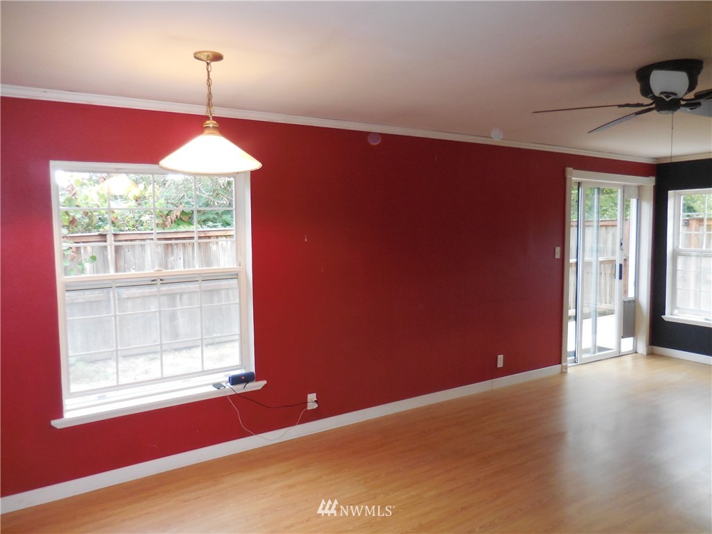 1746 Southeast Salmonberry Road Port Orchard, WA 98366 - Photo 8 of 36 Gallery Image 8