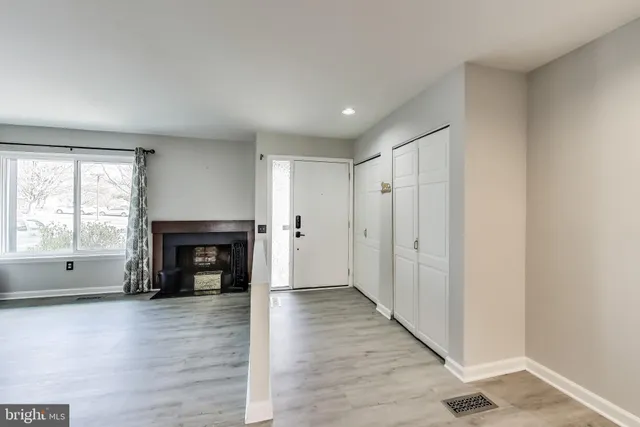 $2,800 | 18509 Owl Run Way, Germantown, MD 20874