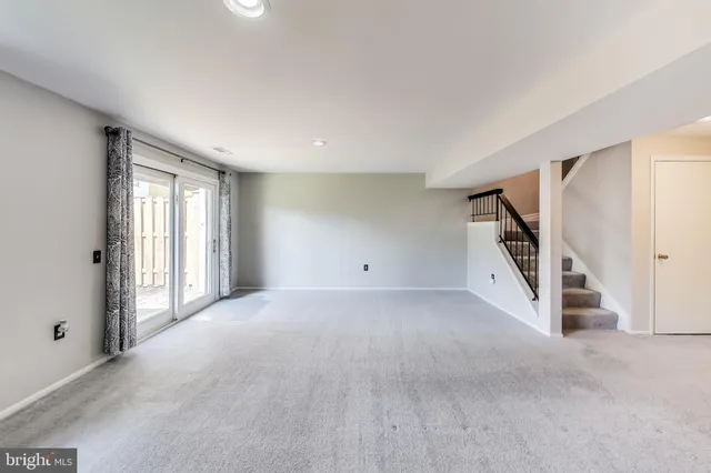 $2,800 | 18509 Owl Run Way, Germantown, MD 20874