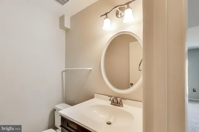 $2,800 | 18509 Owl Run Way, Germantown, MD 20874