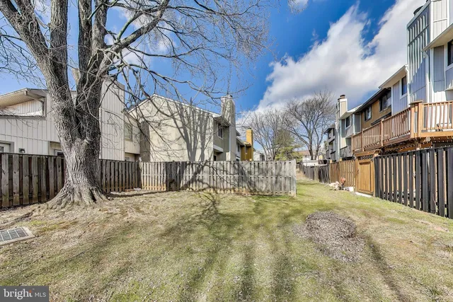 $2,800 | 18509 Owl Run Way, Germantown, MD 20874