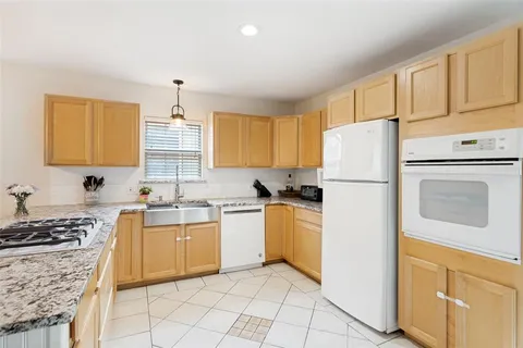 $498,000 | 3912 Byers Avenue, Fort Worth, TX 76107