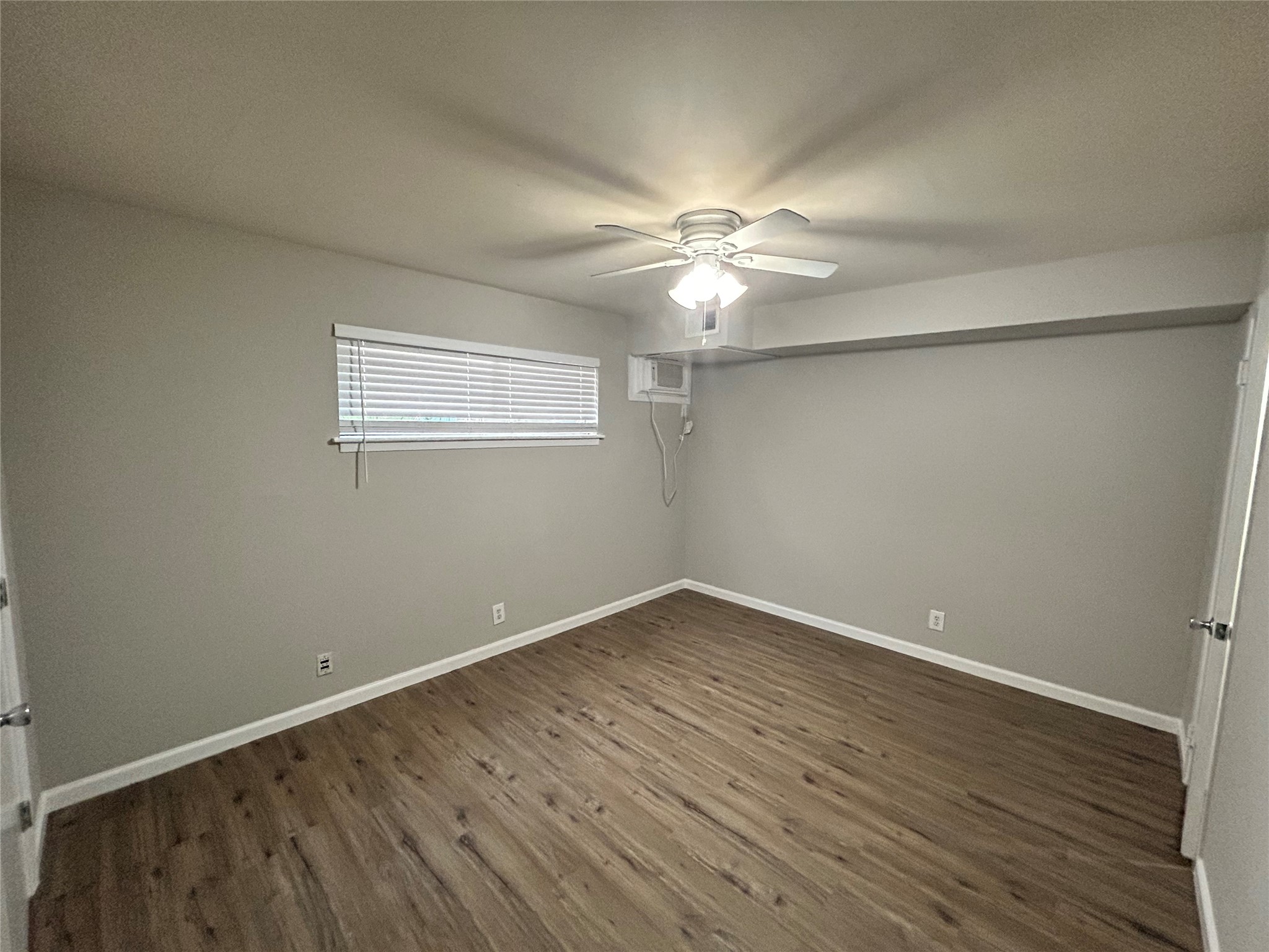 1401 Kipling Street, Unit 17 Houston, TX 77006 - Photo 10 of 12