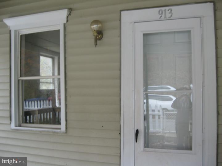 913 Wagontown Road Coatesville, PA 19320 - Photo 2 of 10