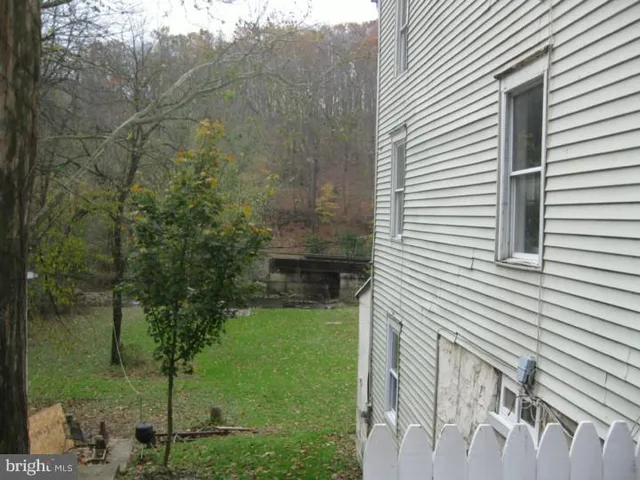 $172,000 | 913 Wagontown Road, Coatesville, PA 19320