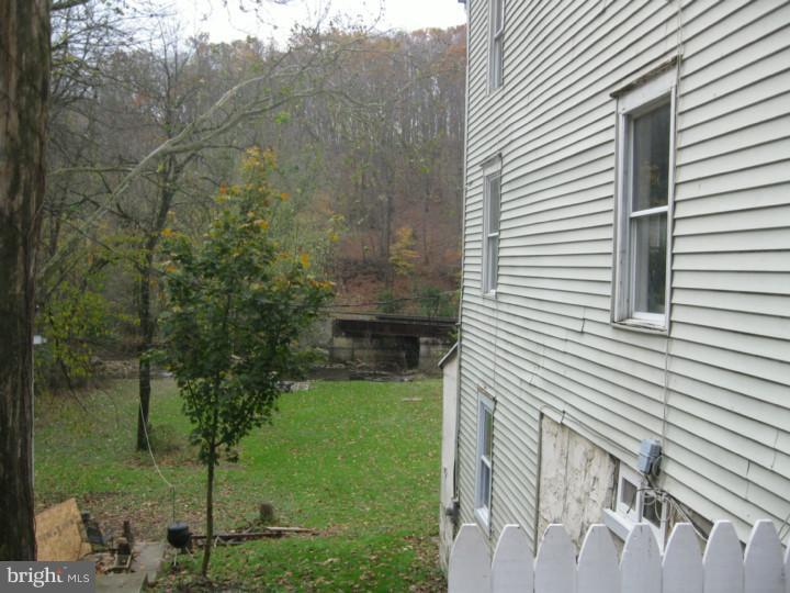 913 Wagontown Road Coatesville, PA 19320 - Photo 6 of 10