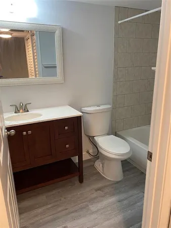 $2,700 | 3350 Jaywood Terrace, Unit J122, Boca Raton, FL 33431