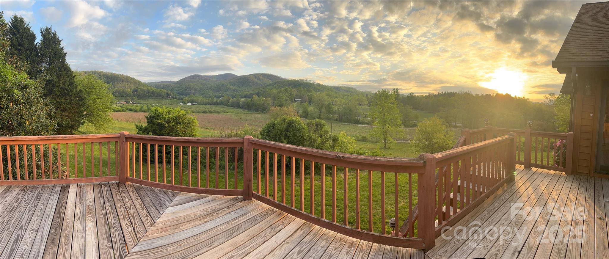 2281 Bearwallow Road Hendersonville, NC 28792 - Photo 3 of 46 a view of balcony with wooden floor and fence