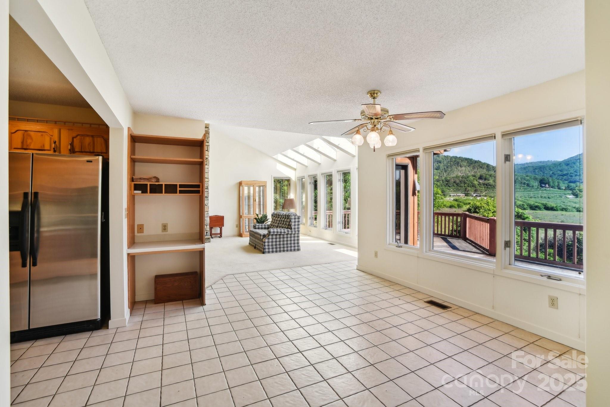 2281 Bearwallow Road Hendersonville, NC 28792 - Photo 10 of 46