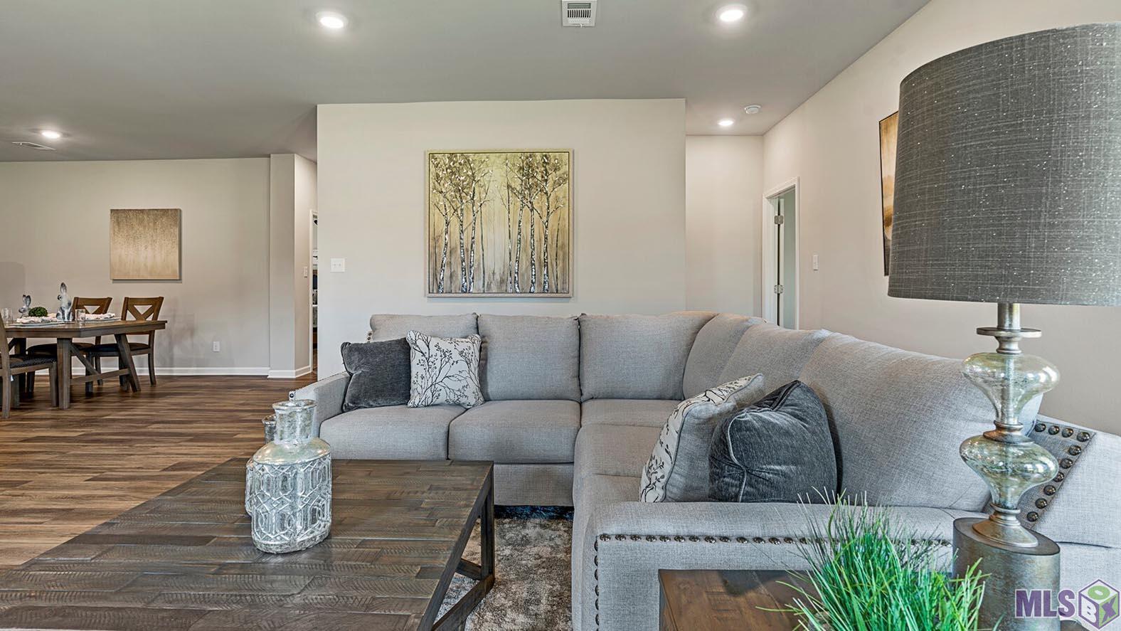 5345 Fulvetta Falls Road Slidell, LA 70461 - Photo 7 of 19