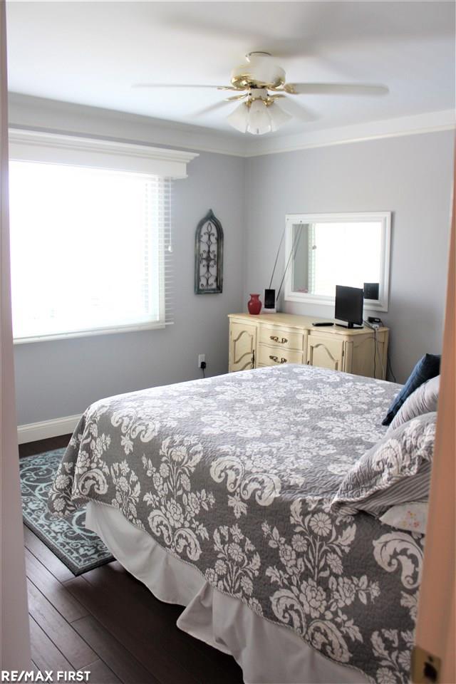 31147 Rothbury Way New Baltimore, MI 48047 - Photo 20 of 37 31386469-19.JPG