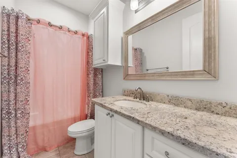 $570,000 | 6511 White Oleander Circle West, Lake Charles, LA 70605