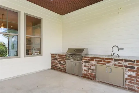 $570,000 | 6511 White Oleander Circle West, Lake Charles, LA 70605