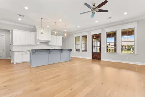 $570,000 | 6511 White Oleander Circle West, Lake Charles, LA 70605