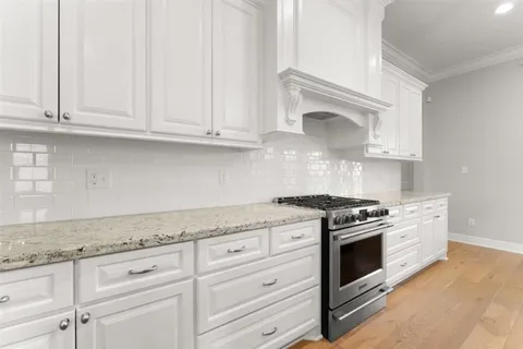 $570,000 | 6511 White Oleander Circle West, Lake Charles, LA 70605